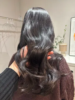 ロング カラー 上瀧 寧々のヘアスタイル