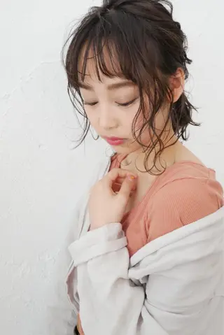 セミロング ヘアアレンジ ブリーチ/ハイトーン 天童市/SERINAのヘアスタイル