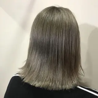 ミディアム カラー ヘアアレンジ ミニボブ/ブリーチ 🌈MISATOのヘアスタイル