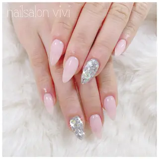 ネイル ＶＩＶＩ nailsalonのネイルデザイン
