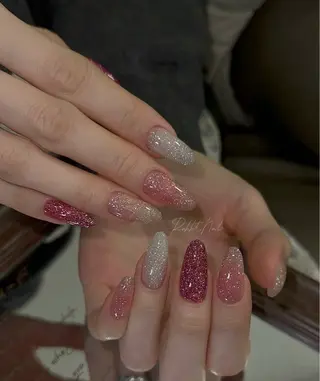 ネイル 高木 維麗絲のネイルデザイン