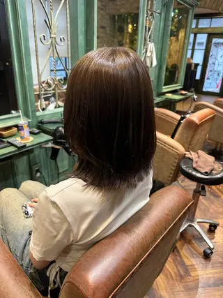 ミディアム ケイジ✨透明感 /艶カラー✨のヘアスタイル