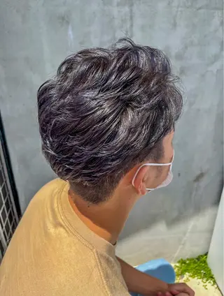 ショート カラー メンズ 佐藤 美聡のヘアスタイル