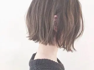 ショート カラー ヘアアレンジ 【公式】amble luxe池袋東口🩷のヘアスタイル