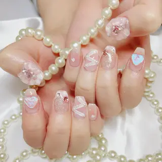 ネイル Amour baseのネイルデザイン