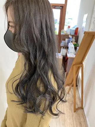 カラー SALOWIN栄 高須大貴のヘアスタイル