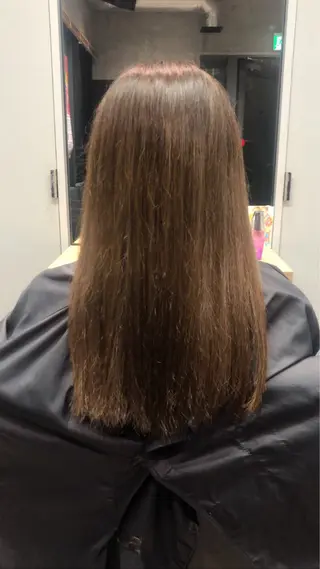 ロング 🎀縮毛矯正.暗髪 .艶髪🩶ちひろのヘアスタイル