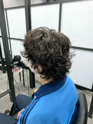 ショート パーマ メンズ 菊地 旬のヘアスタイル