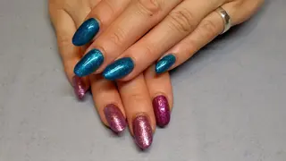 ネイル 大島 七海のネイルデザイン