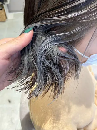 ショート カラー 🕊顔まわりカット ／インナーカラー🕊のヘアスタイル