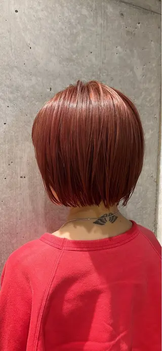 ショート カラー 岡本 蓮央のヘアスタイル