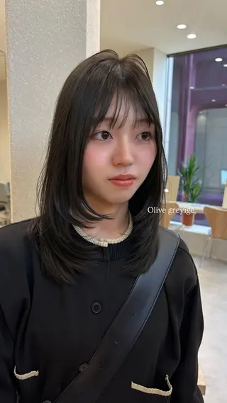 ミディアム 艶髪໒꒱/透明感 カラー🍀_そら🪽のヘアスタイル