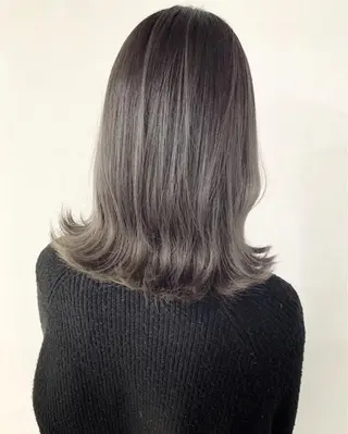 ミディアム カラー 京都大人女性ショート 徒歩1分/秋山のヘアスタイル