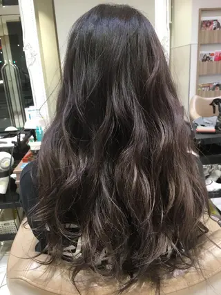 ロング カラー ヘアアレンジ 白髪ぼかしハイライト 茗荷谷駅徒歩2分のヘアスタイル