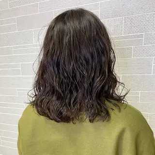 ミディアム 山崎 航のヘアスタイル