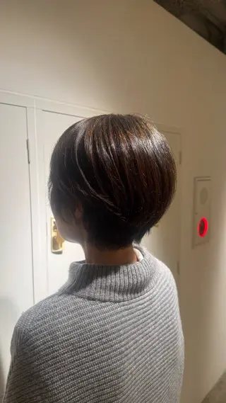 ショート 山根 里緒のヘアスタイル