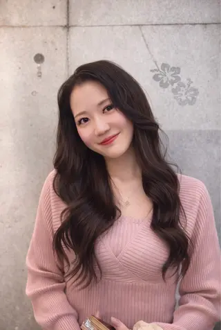 ロング NENE💖ブリーチ 無しダブルカラーのヘアスタイル