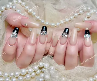 ネイル Momo 🤍のネイルデザイン