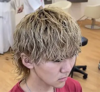 カラー 高木 陸斗のヘアスタイル