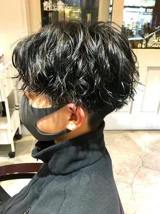 ショート パーマ メンズ 🦩パーマン🦩佐藤 航太のヘアスタイル