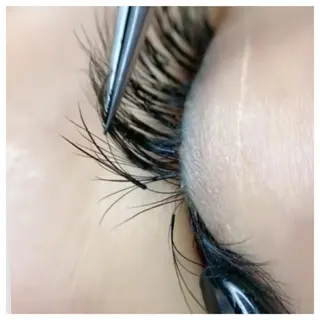 カラー パーマ ヘアアレンジ キッズ ネイル マツエク・マツパ 神山 ビューティー・アイのマツエク・マツパデザイン