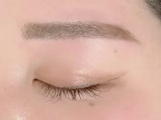 アイブロウ L'unique YURIのマツエク・マツパデザイン