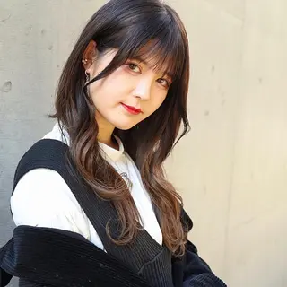 ロング カラー パーマ ヘアアレンジ トレンドヘア🩶 艶髪🩶yoshiのヘアスタイル