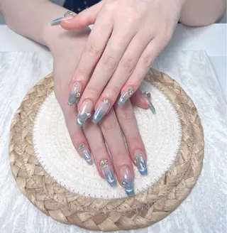ネイル uu ネイルサロン関内🌼のネイルデザイン