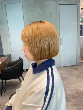 ショート ハイトーン/透明感 yuinaのヘアスタイル
