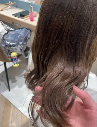 セミロング 顔周り\エクステ\ 透明感カラー\まりんのヘアスタイル