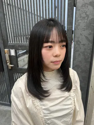 セミロング 透明感/艶髪/ アレンジ/牧野 佑菜のヘアスタイル