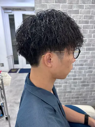 メンズ Noyヨシモト ヒロトのヘアスタイル