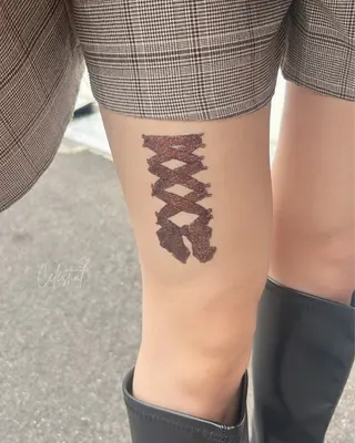 Celestial nailのネイルデザイン