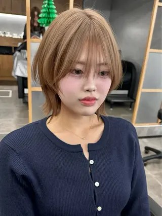 ミディアム 今野 梨々花のヘアスタイル