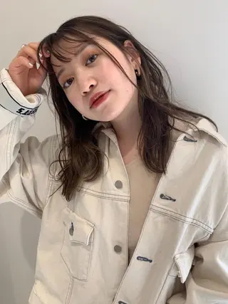 ミディアム カラー パーマ CEINE OURのヘアスタイル