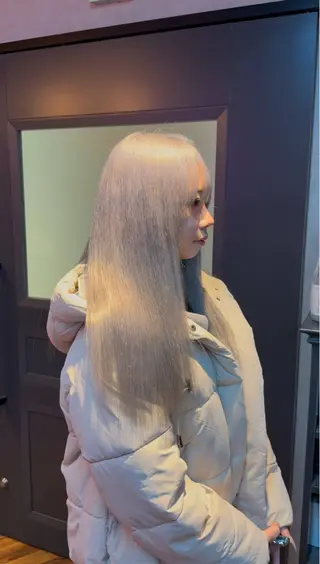 ロング SWAN札幌 ハタザワリュートのヘアスタイル