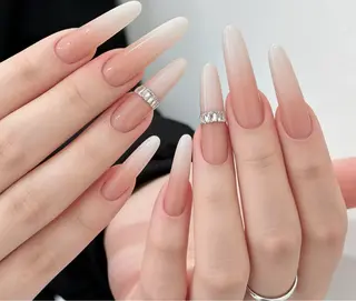 ネイル Luvia Ginzaのネイルデザイン