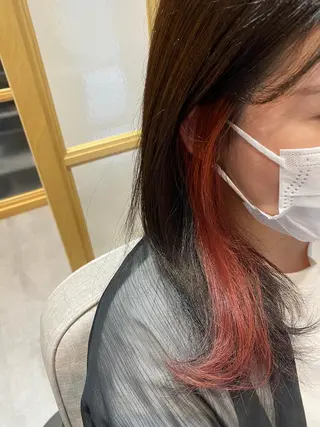 セミロング カラー やまぐち あやみのヘアスタイル