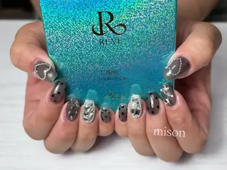 ネイル mison 安形友花のネイルデザイン