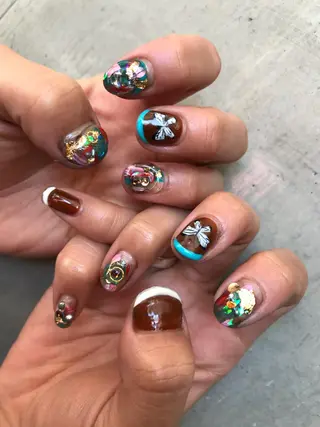 ネイル mana 暖色カラーカットのヘアスタイル
