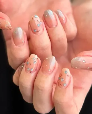 ネイル 新山 聖のネイルデザイン