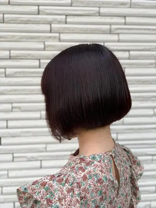 ショート カラー 飯田 真澄のヘアスタイル