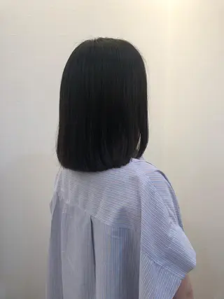 ミディアム ツノガイ エリのヘアスタイル