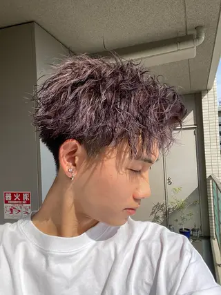 メンズ フェザーパーマメンズ ツイスパ京都駅前のヘアスタイル