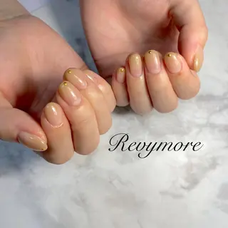 ミディアム ネイル nail salon Revymoreのネイルデザイン