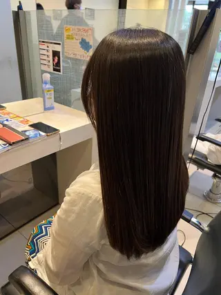 ロング ハイライト特化小澤 奈津美のヘアスタイル