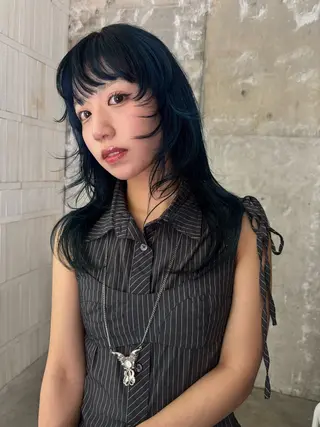 セミロング Hana/ハイトーン /レイヤーカットのヘアスタイル