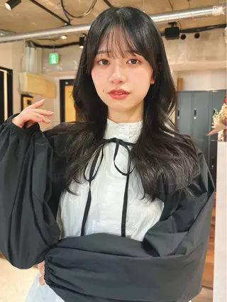 ロング カラー パーマ kazuki【顔周り ×レイヤーカット】のヘアスタイル