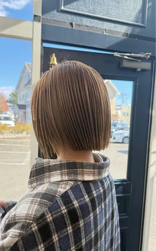 ショート カラー hair room Sherie所属・内田 隆也のヘアスタイル