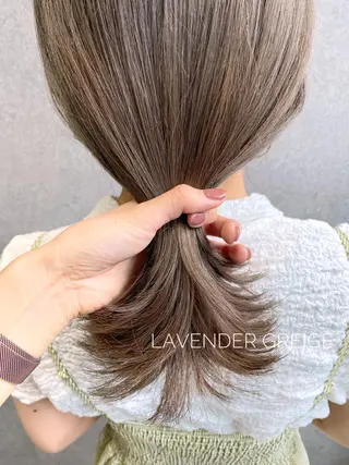 セミロング カラー YUKA🐻❄️ 🎀当日予約ok/のヘアスタイル